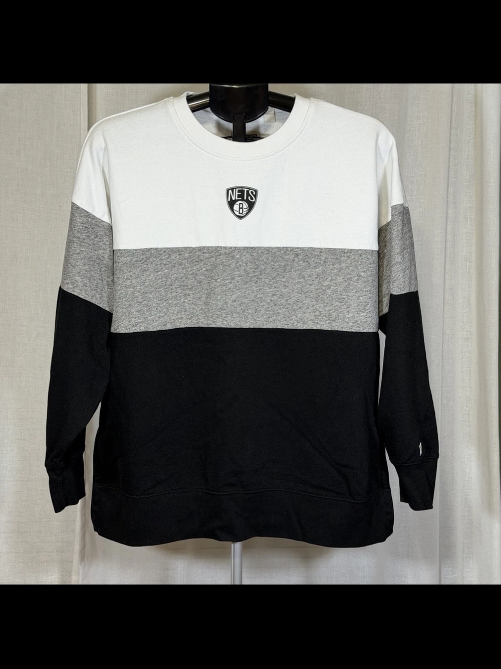 Unisex Colorblock Crewneck Sweatshirt - White/Gray/Black
